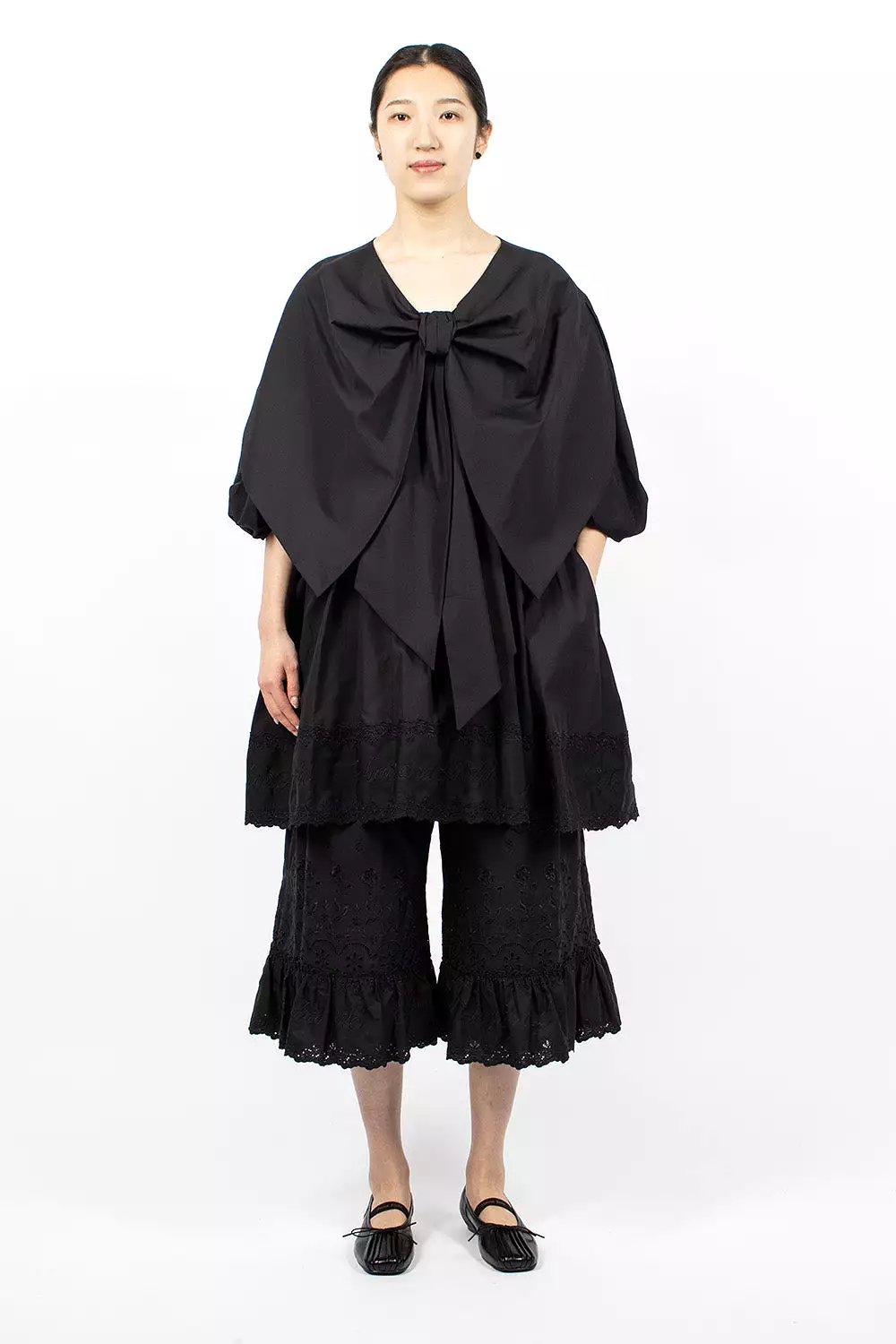 Front Bow Smock Dress Black