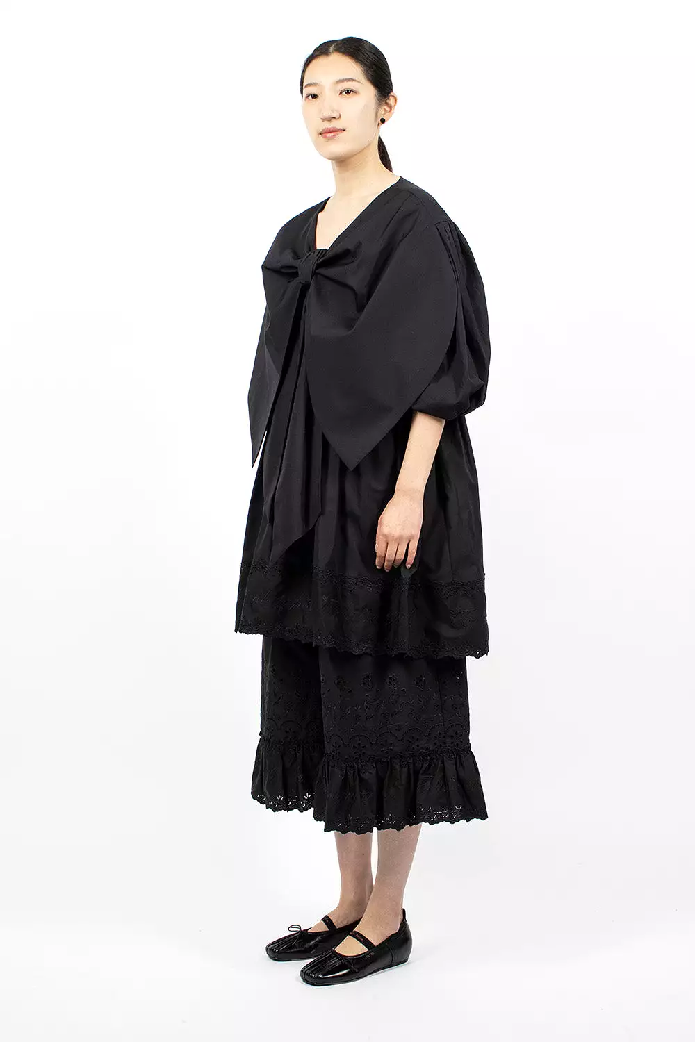 Front Bow Smock Dress Black