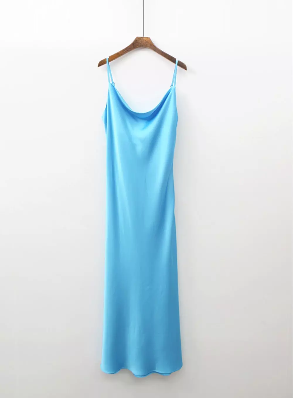 Silky Sleeveless Party Dress IA13