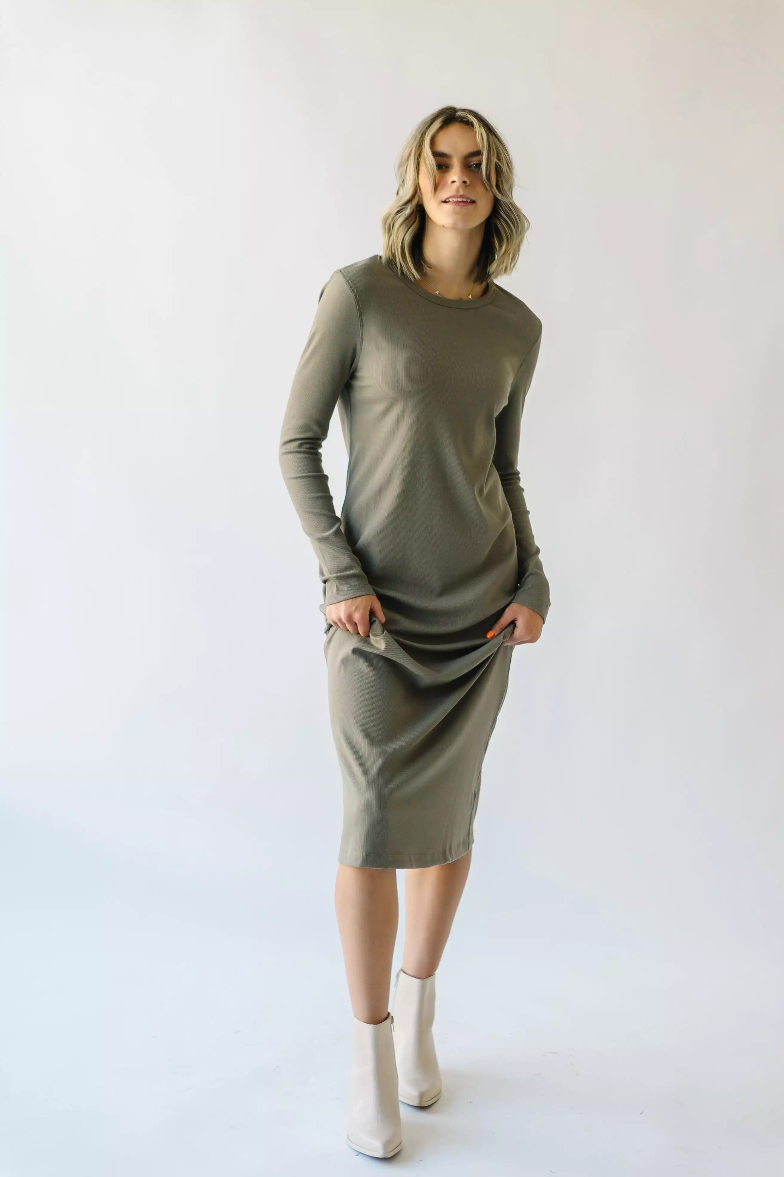 The Carbondale Ribbed Midi Dress in Olive