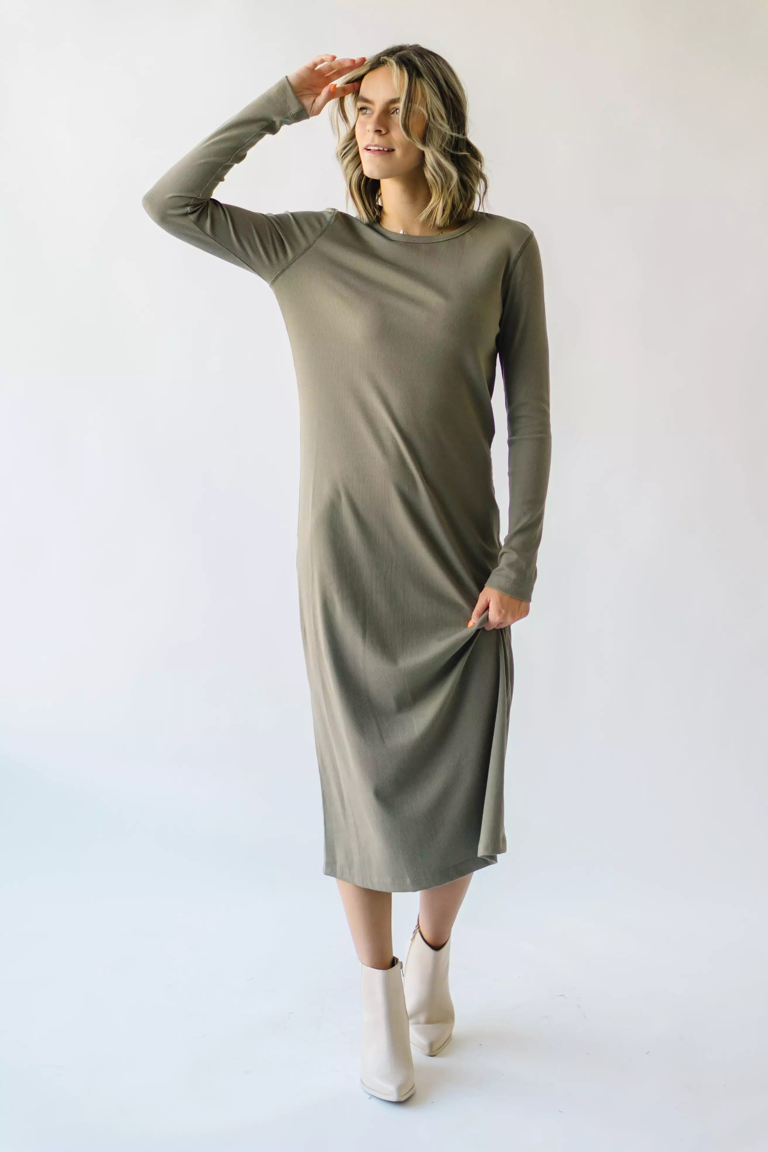 The Carbondale Ribbed Midi Dress in Olive