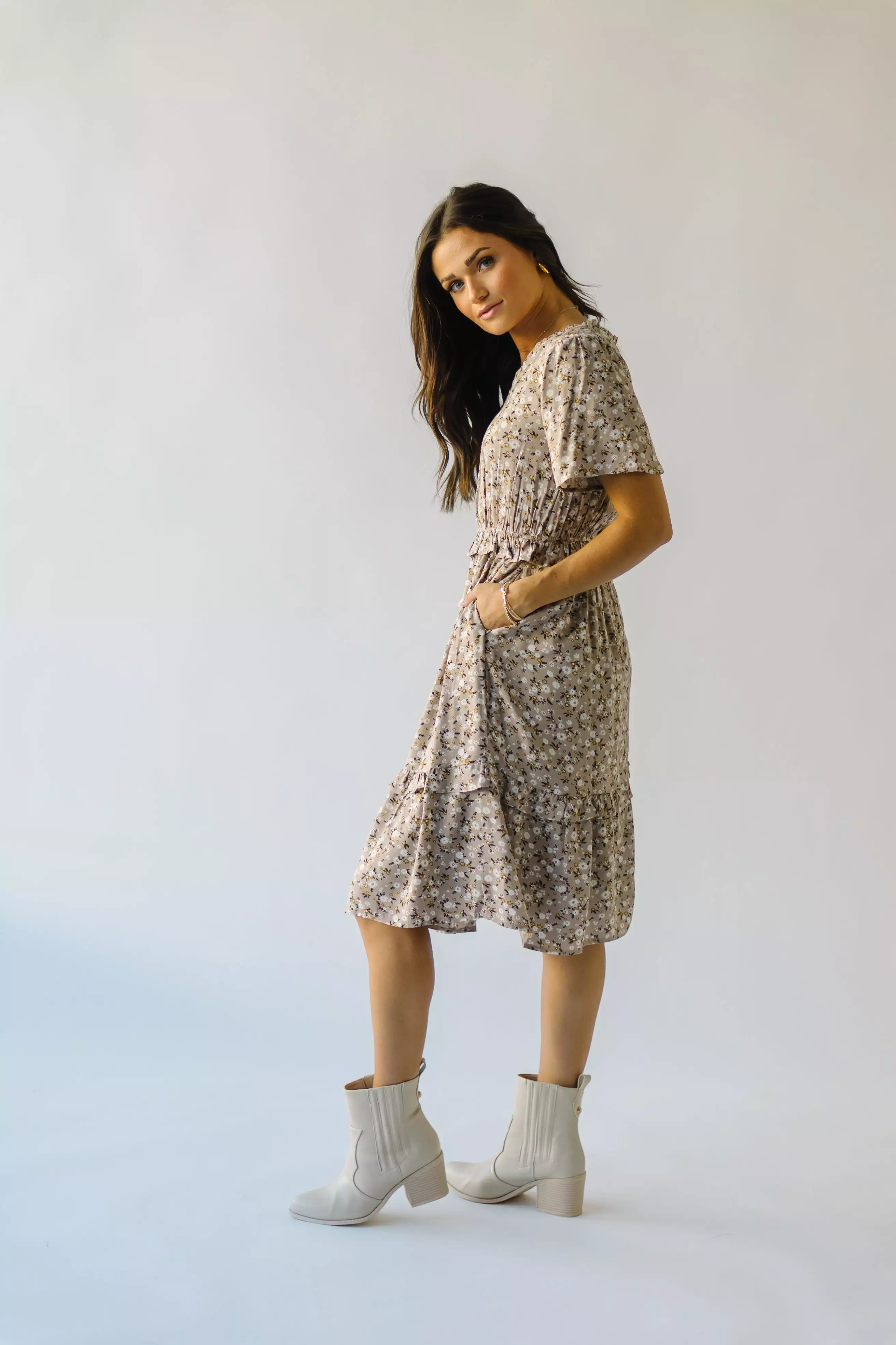 The Kasi Floral Midi Dress in Nightingale Gray