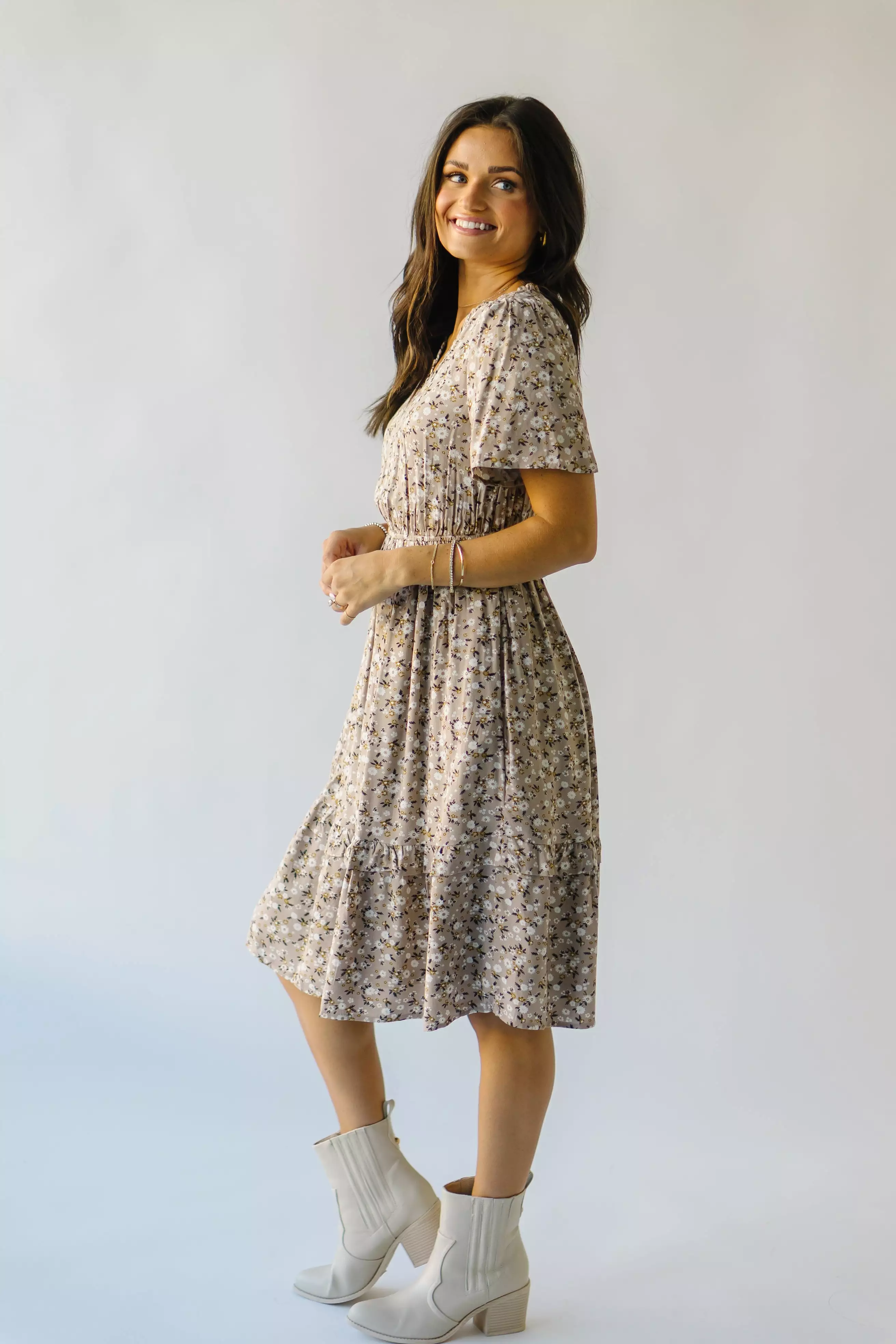 The Kasi Floral Midi Dress in Nightingale Gray